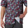 Columbia Men’s Super Slack Tide Camp Shirt Short Sleeve(Carbon Tribal Fish Print)