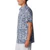 Columbia Men’s Super Slack Tide Camp Shirt Short Sleeve(Collegiate Navy Tunado Tonal)