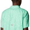 Columbia Men’s Super Slack Tide Camp Shirt Short Sleeve(Light Jade Merry Mahi Print)