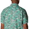Columbia Men’s Super Slack Tide Camp Shirt Short Sleeve(Safari Fishfinder Print)