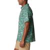 Columbia Men’s Super Slack Tide Camp Shirt Short Sleeve(Safari Fishfinder Print)