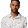 Columbia Men’s Super Slack Tide Camp Shirt Short Sleeve(White Florilife)