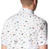Columbia Men’s Super Slack Tide Camp Shirt Short Sleeve(White Stars N Stripes)