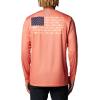 Columbia Men’s Terminal Tackle PFG Fish Flag Long Sleeve(Faded Peach/Bright Nectar)