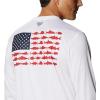 Columbia Men’s Terminal Tackle PFG Fish Flag Long Sleeve(White/Collegiate Navy)