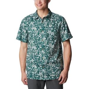 Columbia Men’s Super Slack Tide Camp Shirt Short Sleeve(Dark Ivy Kona Kalikimaka Print)