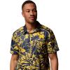 Columbia Men’s Collegiate Super Slack Tide Shirt(Um – Collegiate Navy/Yellow Tropicatch)
