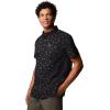 Columbia Men’s Rapid Rivers Printed Short Sleeve Shirt, Comfort Stretch(Black Deserted)