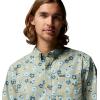 Columbia Men’s Rapid Rivers Printed Short Sleeve Shirt, Comfort Stretch(Safari/Floweret)