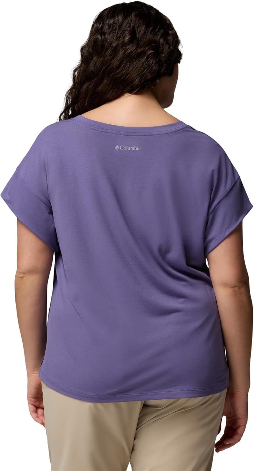 imageColumbia Womens Daniela Falls VNeck Short Sleeve TeeStormwatch