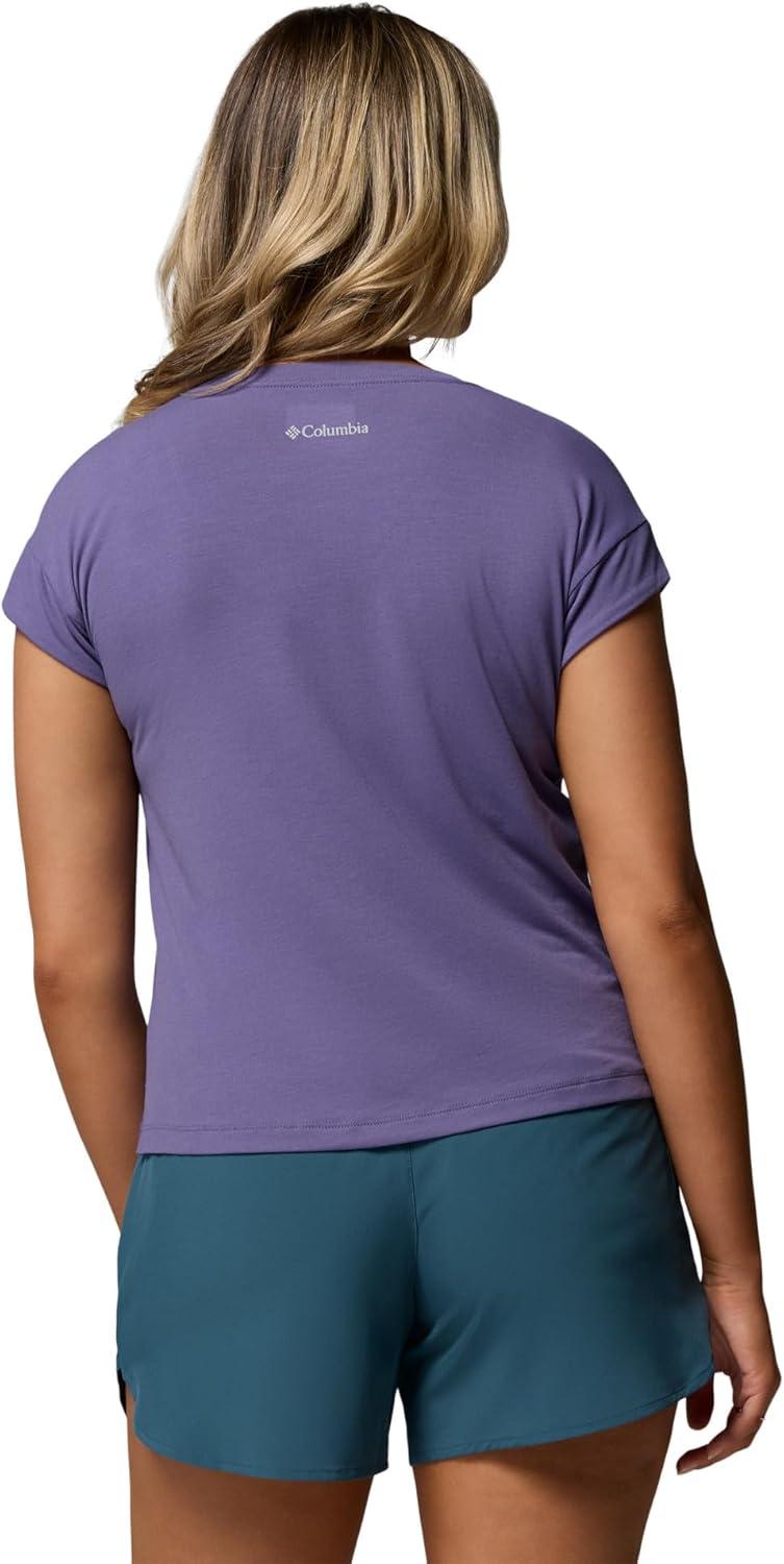 imageColumbia Womens Daniela Falls VNeck Short Sleeve TeeStormwatch