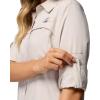 Columbia Women’s PFG Castback Woven Long Sleeve(Dark Stone)