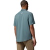 Columbia Men’s PFG Skiff Guide II Short Sleeve Shirt(Metal)