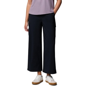 Columbia Women’s All Seasons Cargo Pant, Black, Medium Short