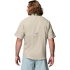 Columbia Men’s PFG Tamiami II Short Sleeve Fishing Shirt(Fossil)