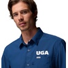 Columbia Men’s Collegiate Slack Tide Camp Shirt(Uga – Carbon)