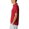 Columbia Men’s Collegiate Tech Trail Polo(Ark – Red Velvet)
