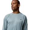 Columbia Men’s Collegiate Terminal Tackle Long Sleeve Shirt(Uga – Crushed Blue)