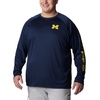 Columbia Men’s Collegiate Terminal Tackle Long Sleeve Shirt(Um – Collegiate Navy/Collegiate Yellow)