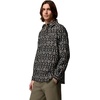 Columbia Men’s Cornell Woods Flannel Long Sleeve Shirt(Black Geostripe Tonal)