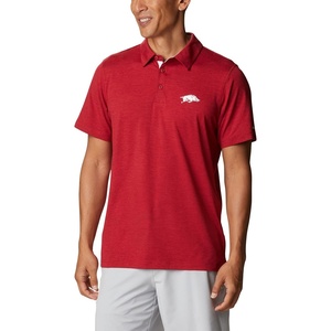 Columbia Men’s Collegiate Tech Trail Polo(Ark – Red Velvet)